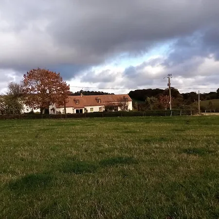 ファームステイ Ferme De La Noe